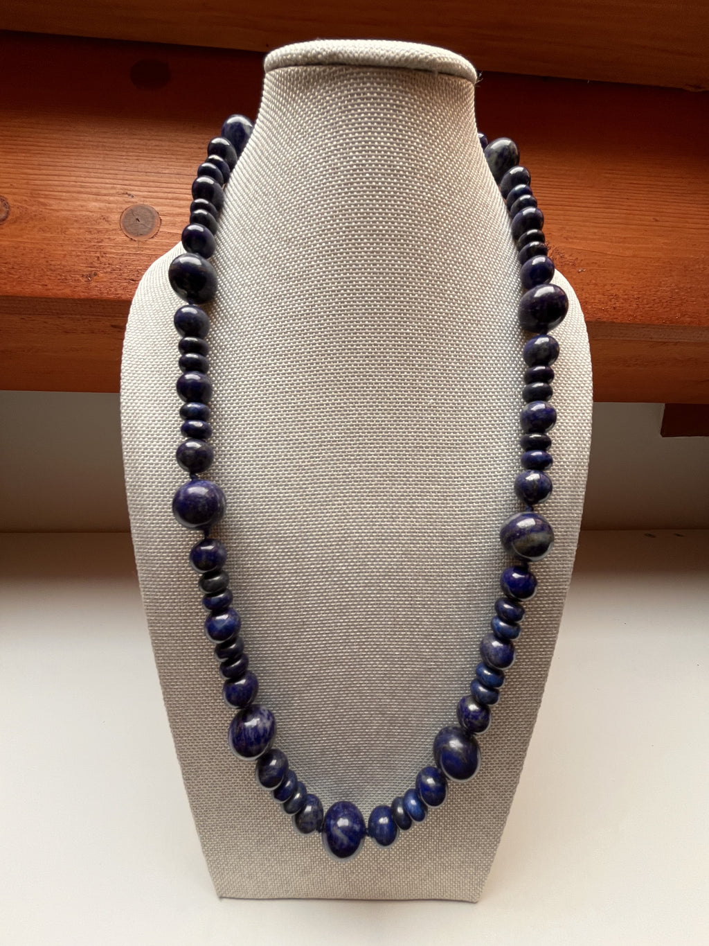 Collana con pietre dure di Lapislazzuli di alta qualità