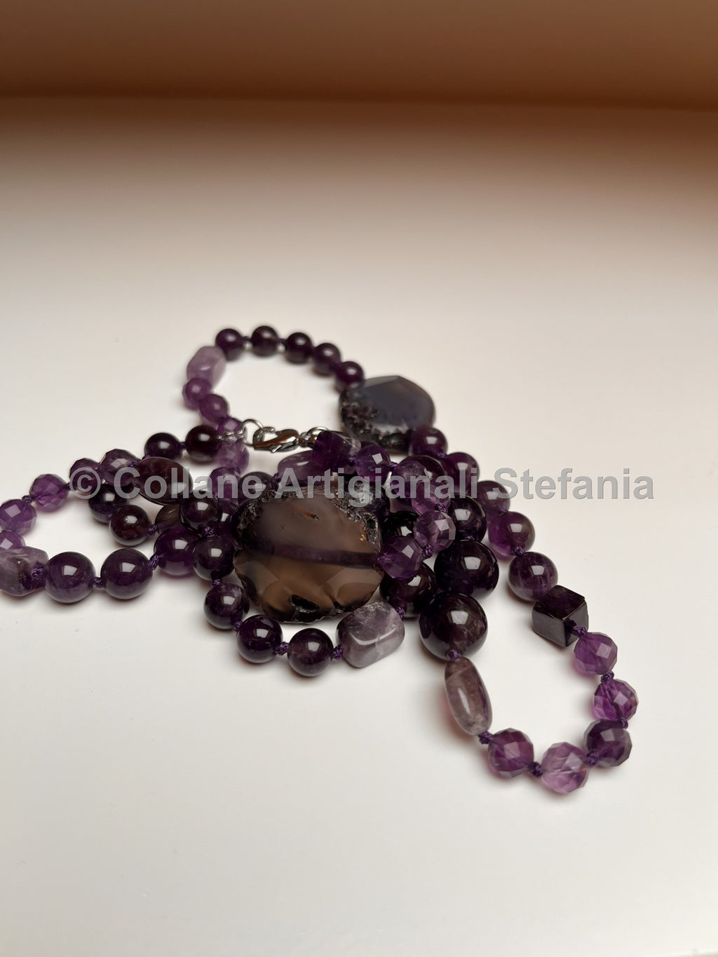 Collana con pietre dure di Ametista di alta qualità