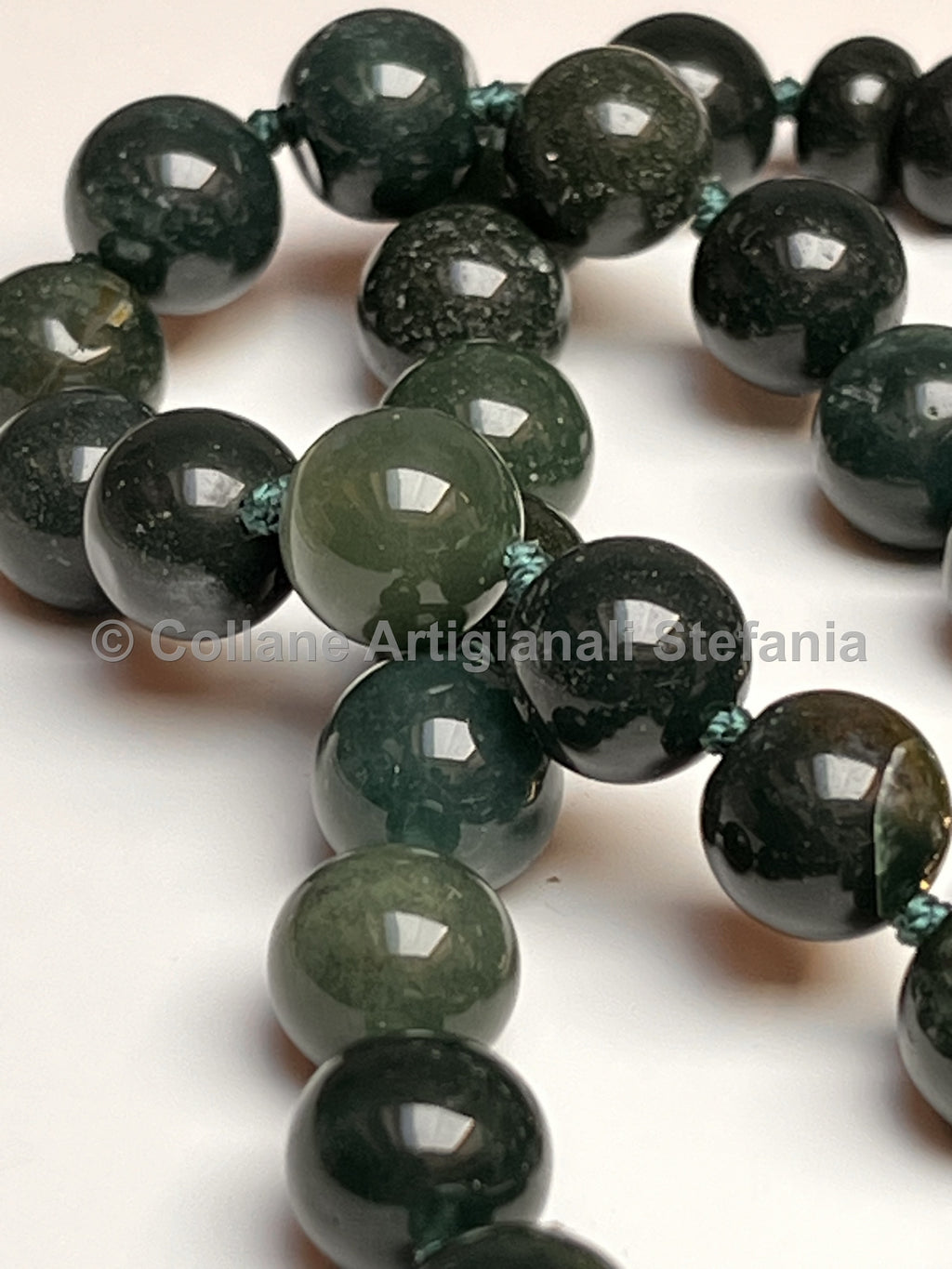 Collana con pietre dure di Agata muschiata