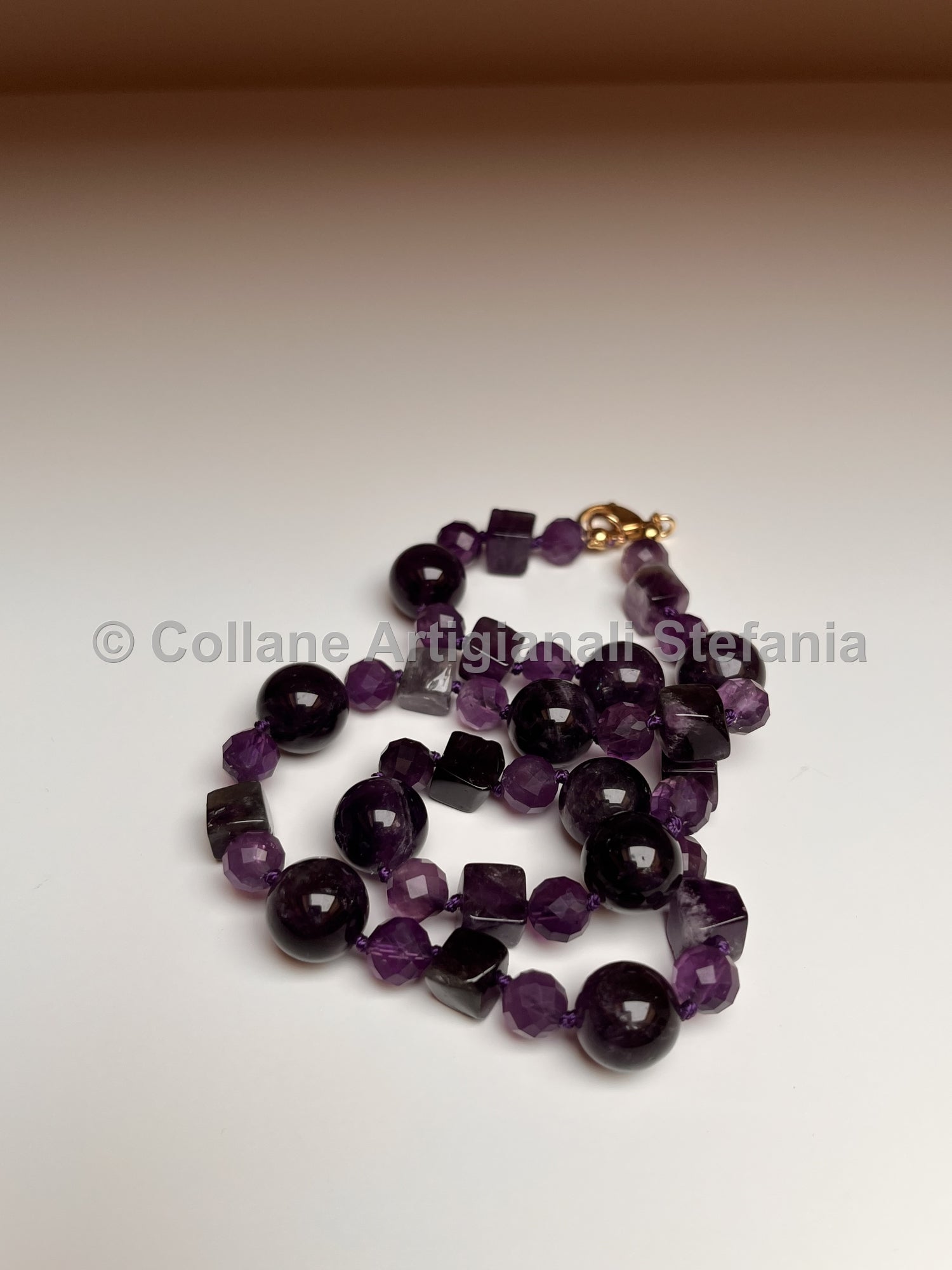 Collana con pietre dure di Ametista di alta qualità