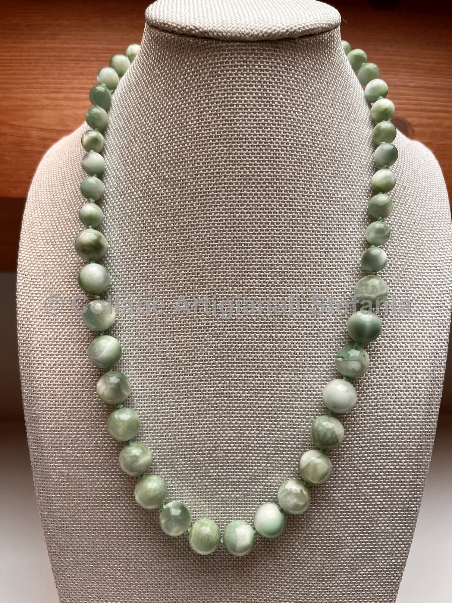 Collana con pietre dure di Larimar verde