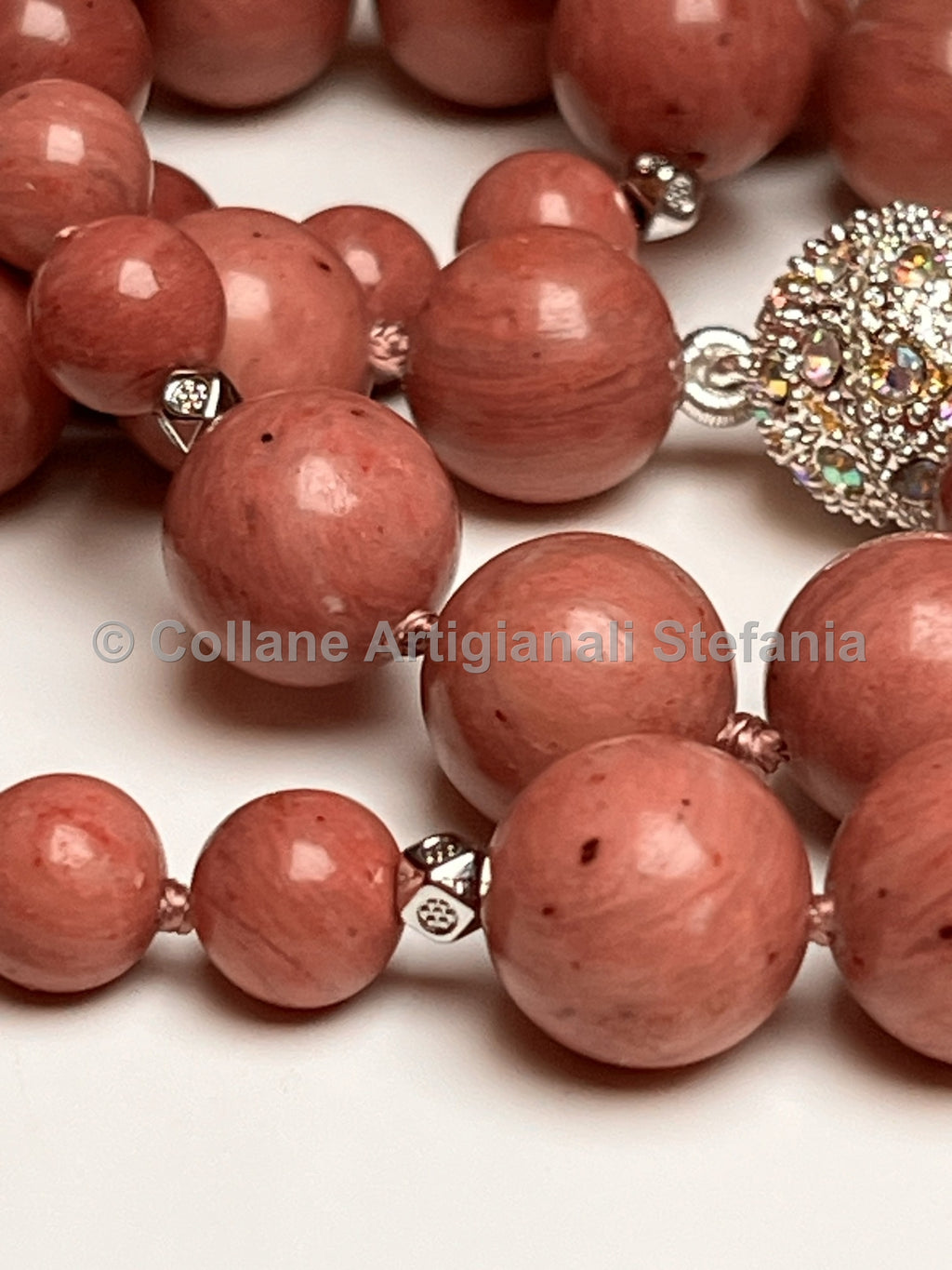 Collana con pietre dure di Rodonite
