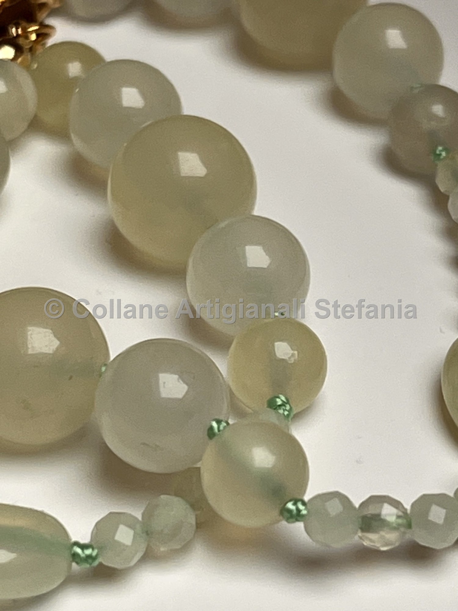 Collana con pietre dure di New Jade