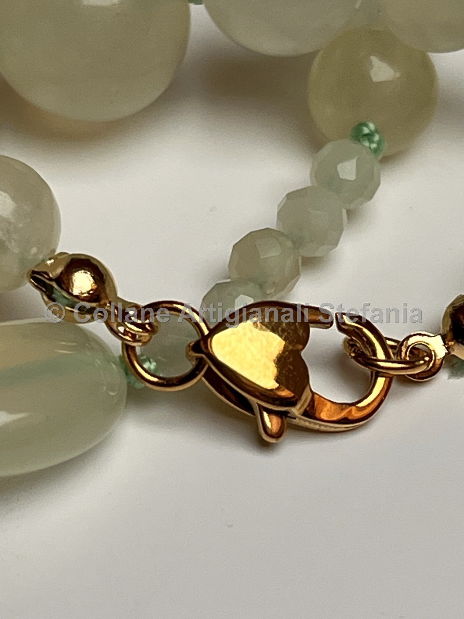 Collana con pietre dure di New Jade