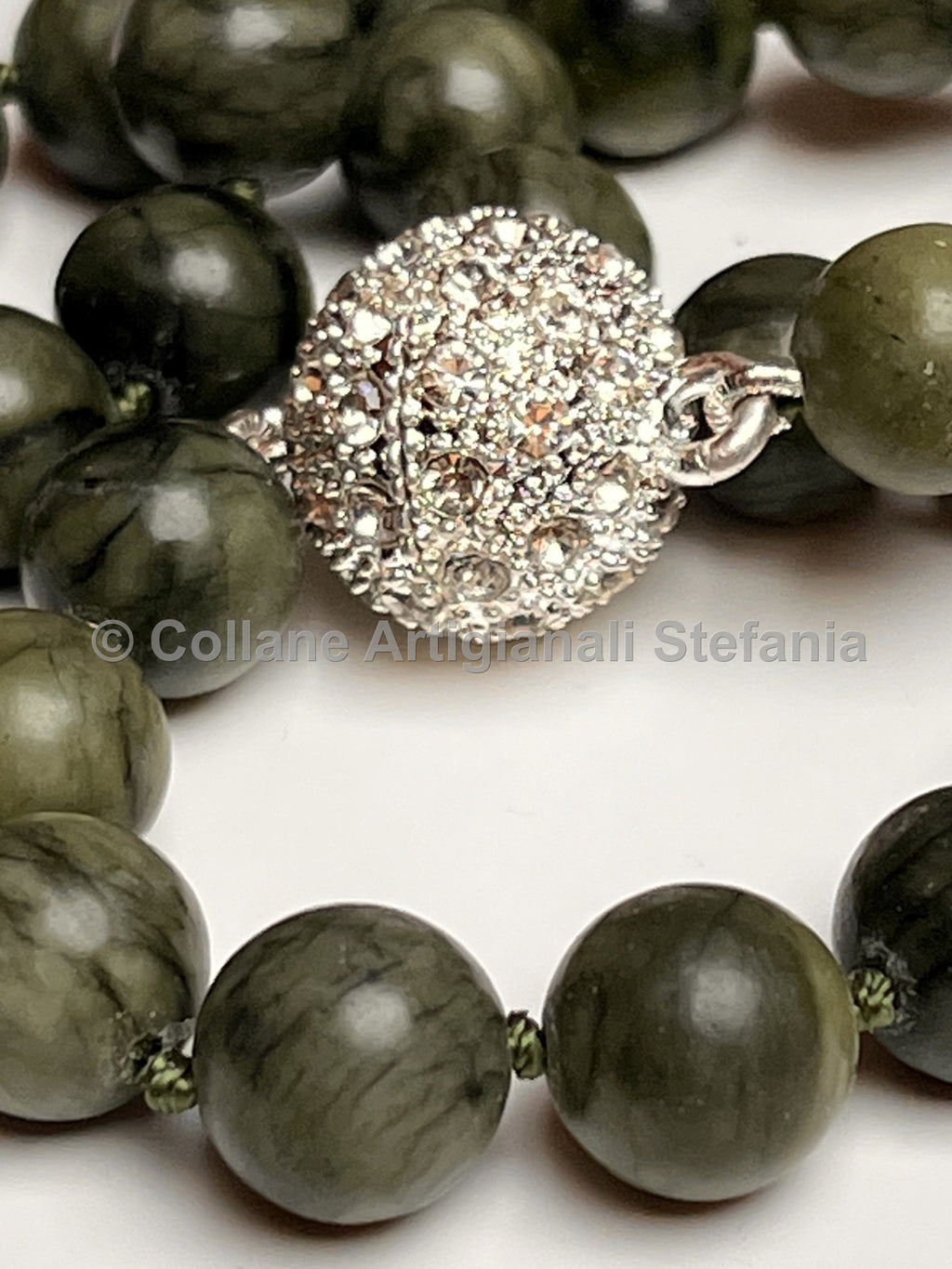 Collana con pietre dure di Giada