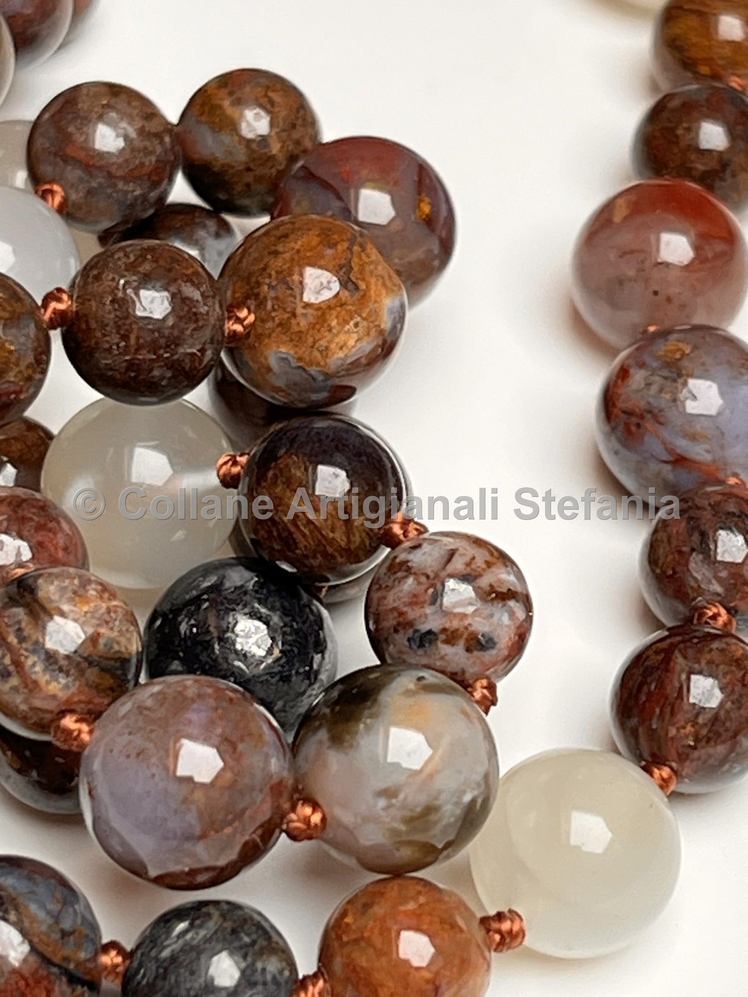 Collana con pietre dure di Pietersite e Pietra di Luna