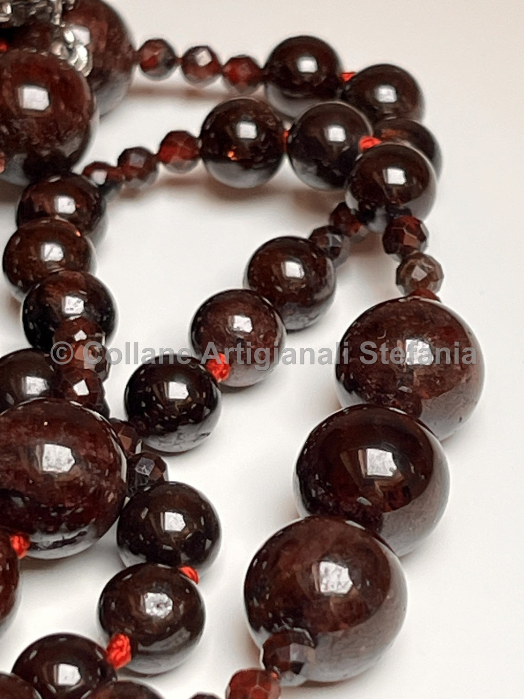 Collana con pietre dure di Granato
