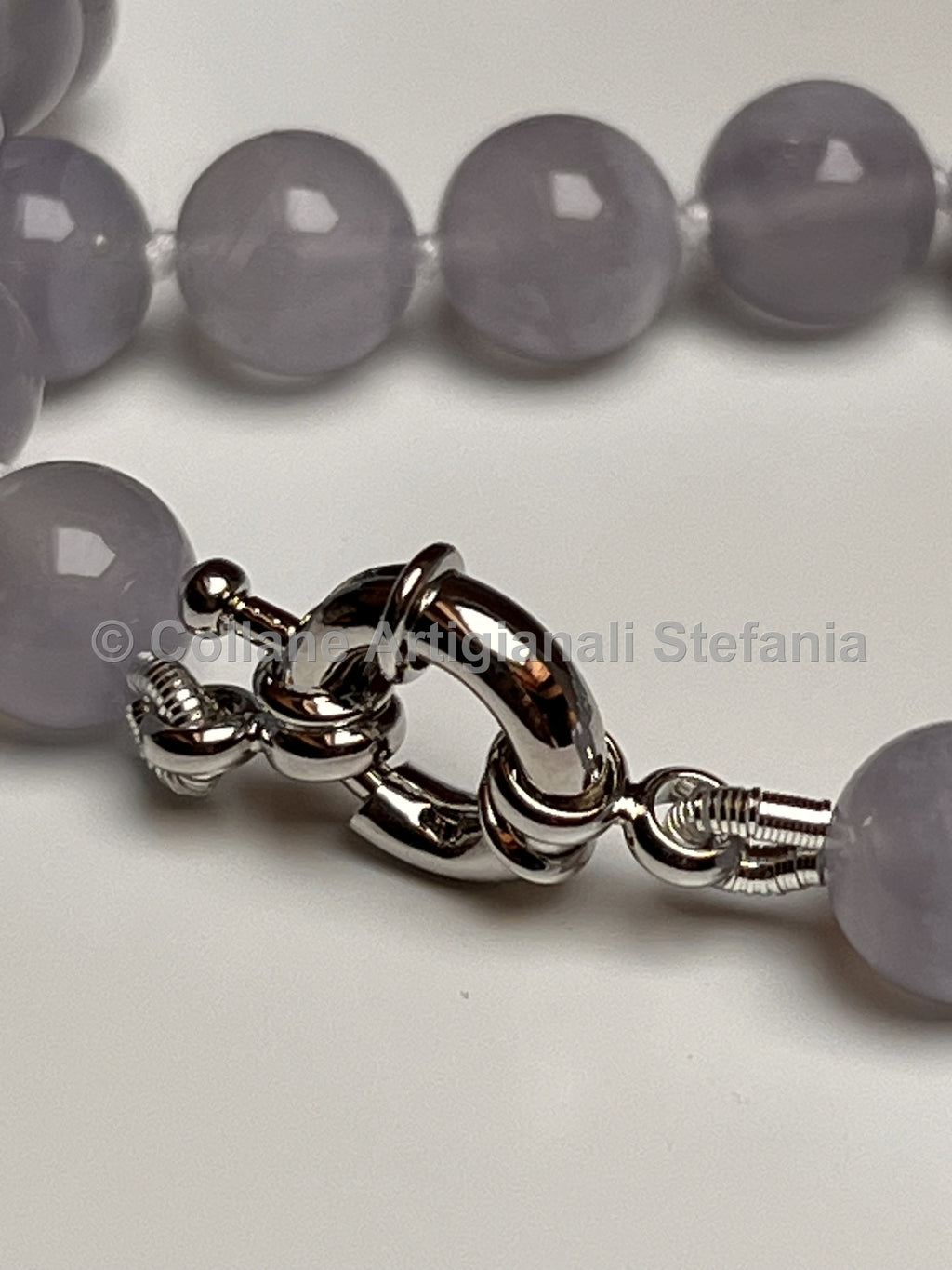 Collana con pietre dure di Agata Blu lace di eccellente qualità.