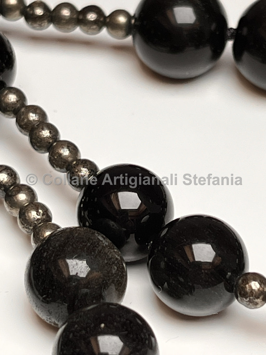 Collana con pietre dure di Ossidiana gold e Pirite