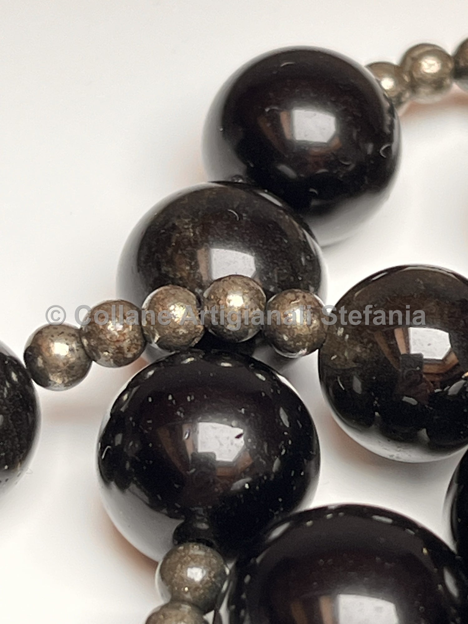 Collana con pietre dure di Ossidiana gold e Pirite