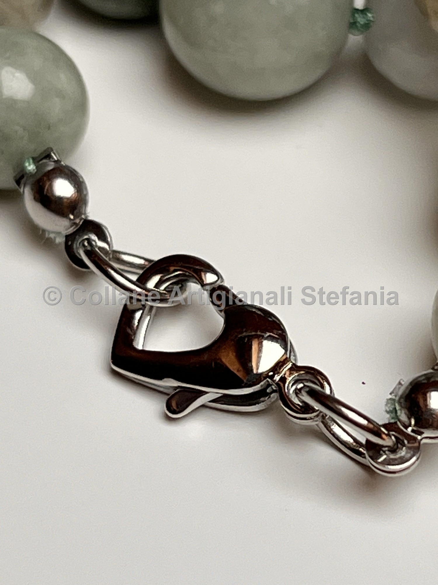 Collana con pietre dure di alta qualità di Giada Birmana.