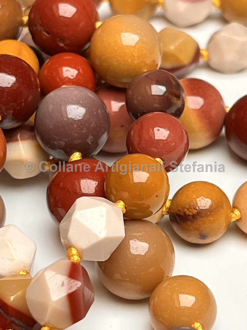 Collana con pietre dure di Mookaite di ottima qualità