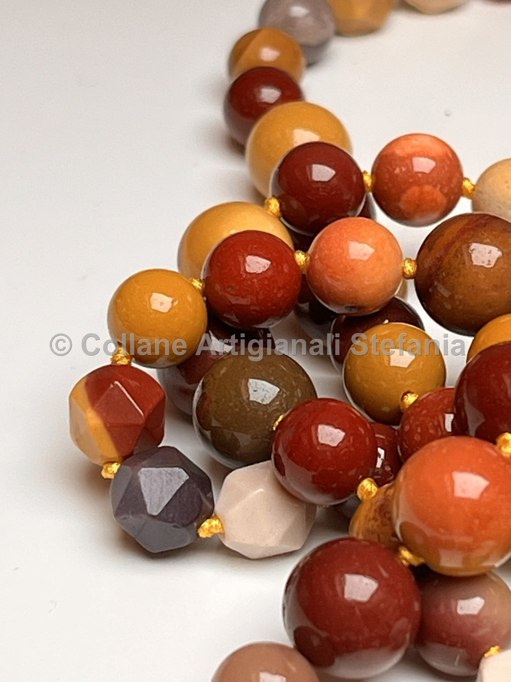 Collana con pietre dure di Mookaite di ottima qualità