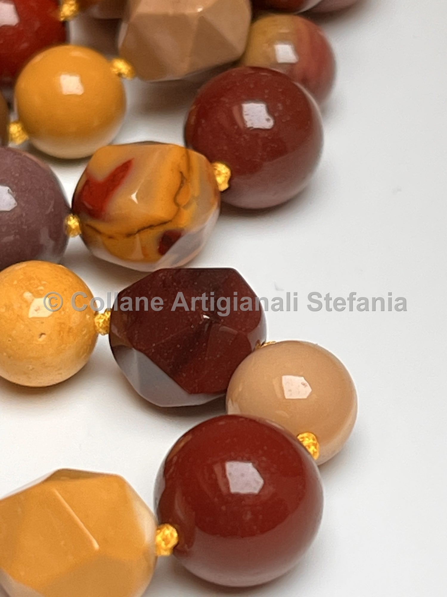 Collana con pietre dure di Mookaite di ottima qualità