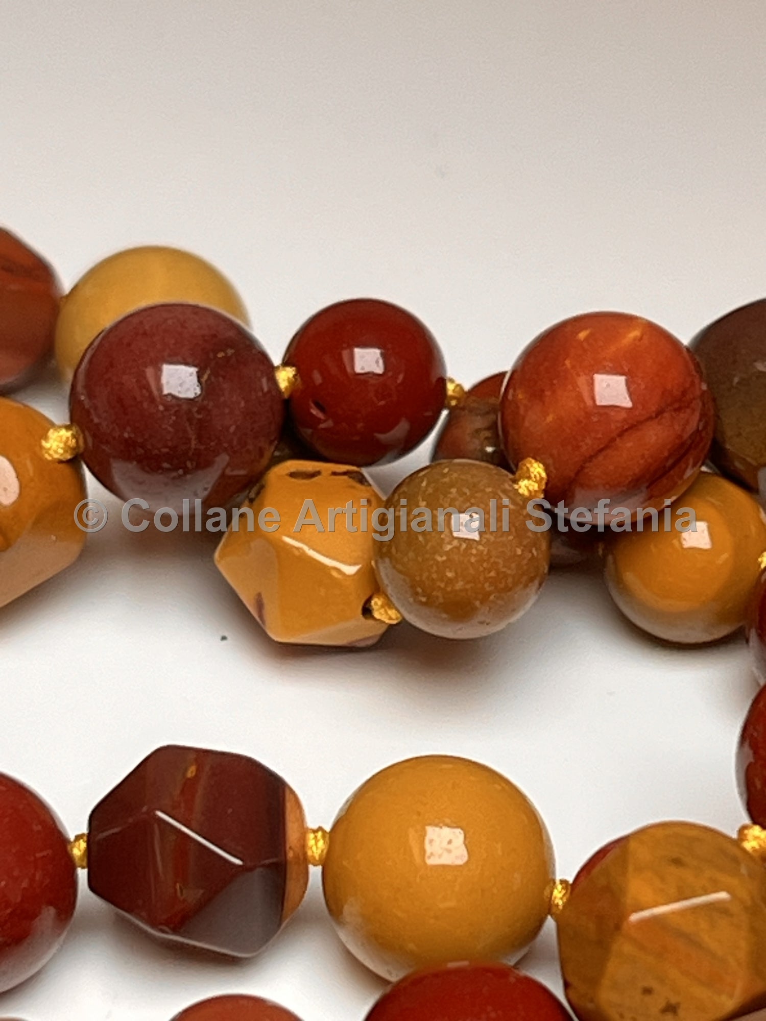 Collana con pietre dure di Mookaite di ottima qualità