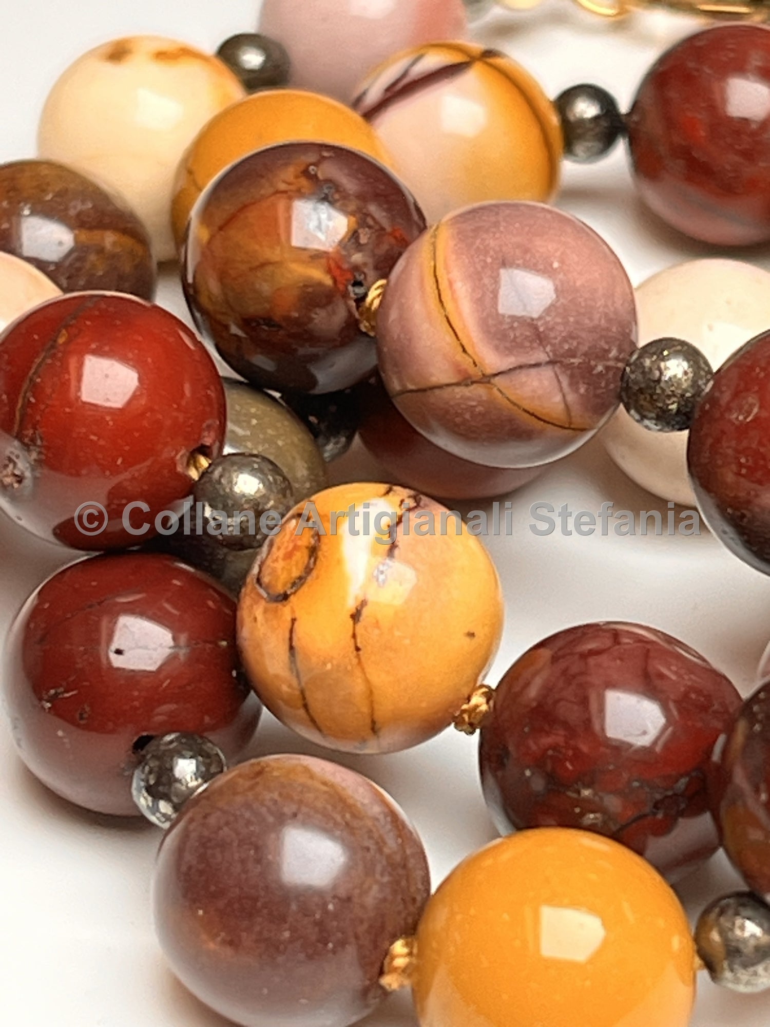 Collana con pietre dure di Mookaite e Pirite