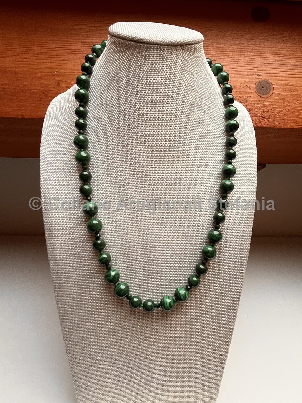 Collana con pietre dure di Malachite di eccellente qualità