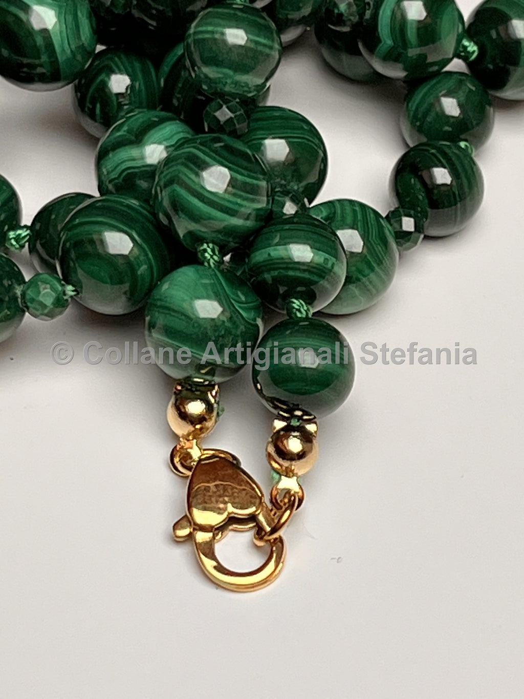 Collana con pietre dure di Malachite di eccellente qualità