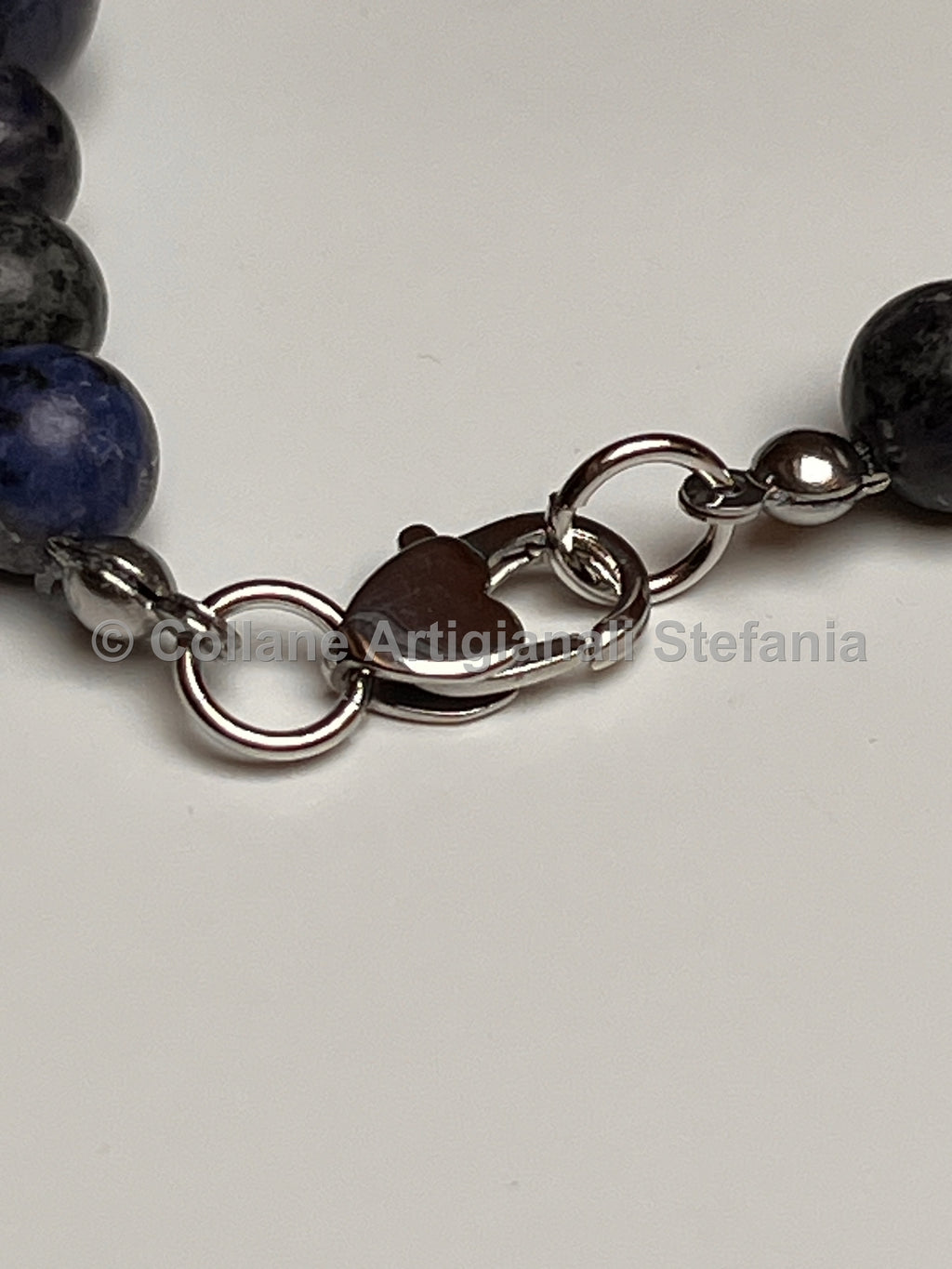 Collana con pietre dure di Diaspro blu di alta qualità