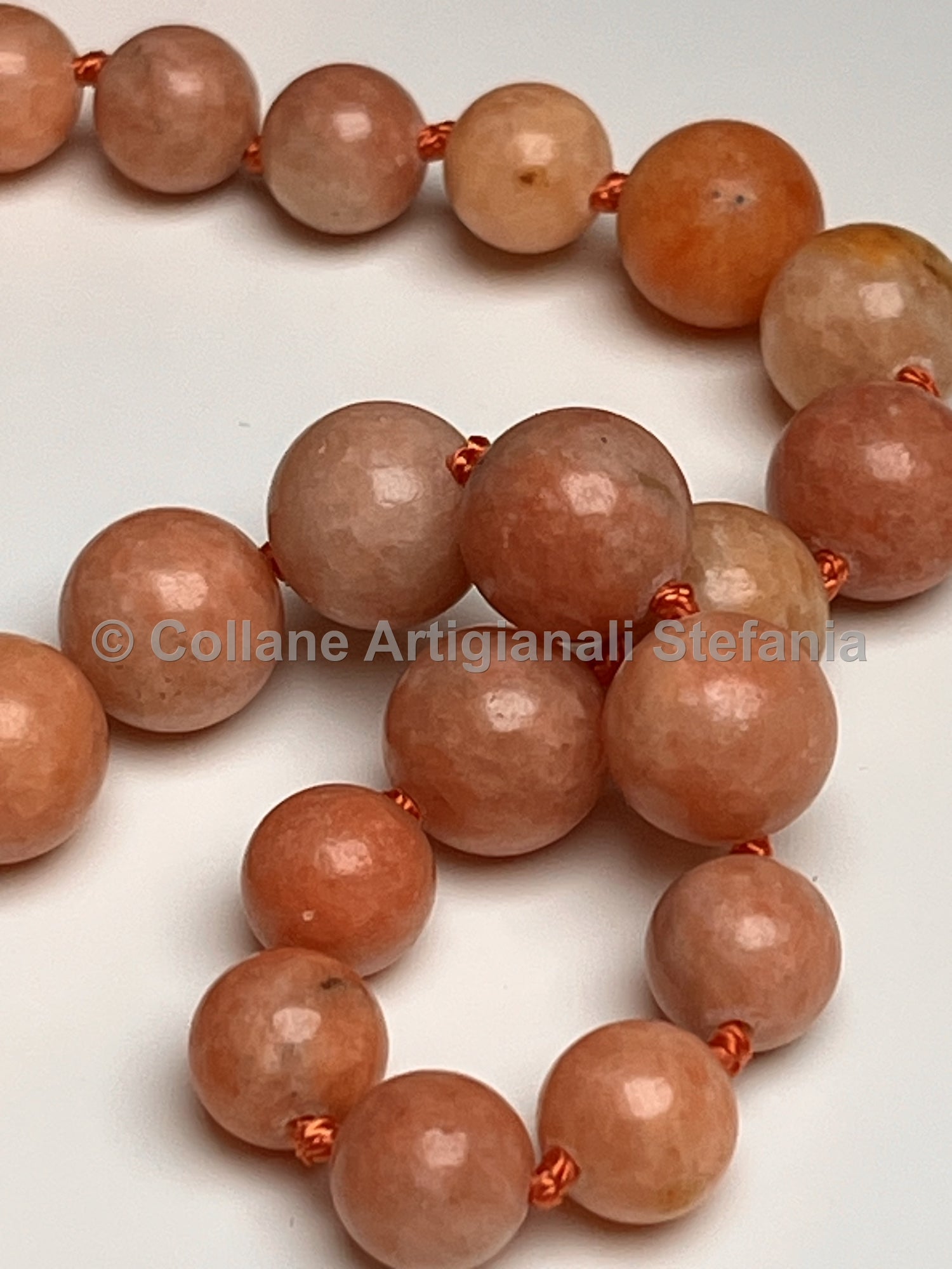 Collana con pietre dure di Calcite arancio