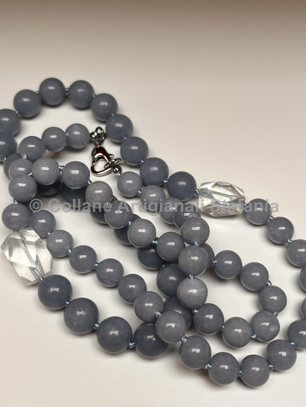 Collana con pietre dure di alta qualità di Angelite