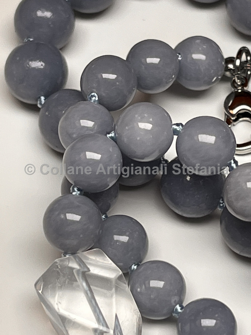 Collana con pietre dure di alta qualità di Angelite