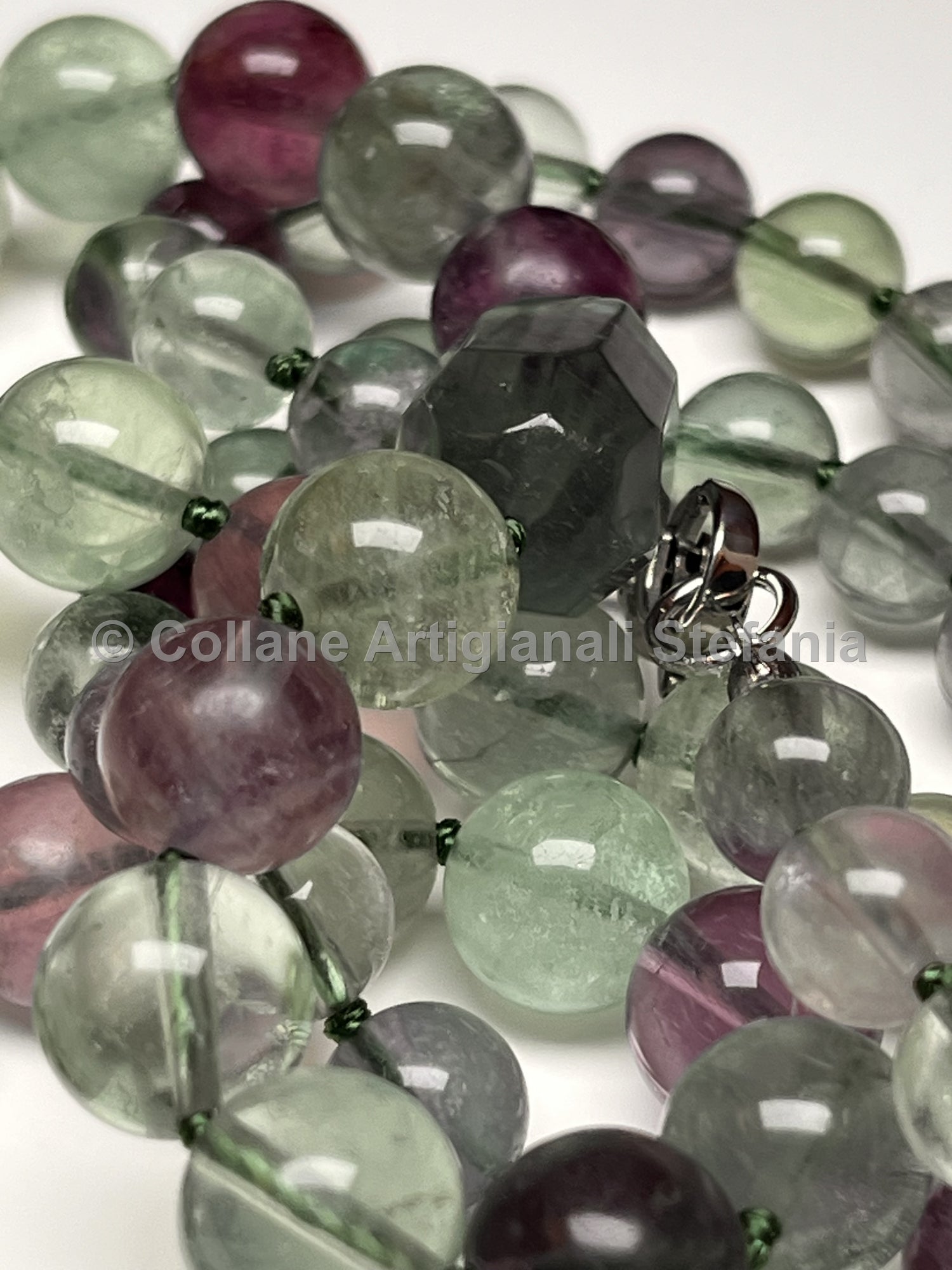 Collana con pietre dure di Fluorite naturale