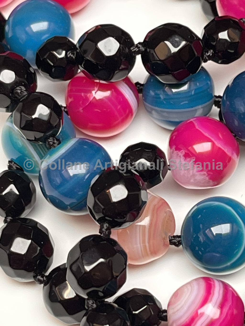 Collana con pietre dure di Onice e Agata colorata
