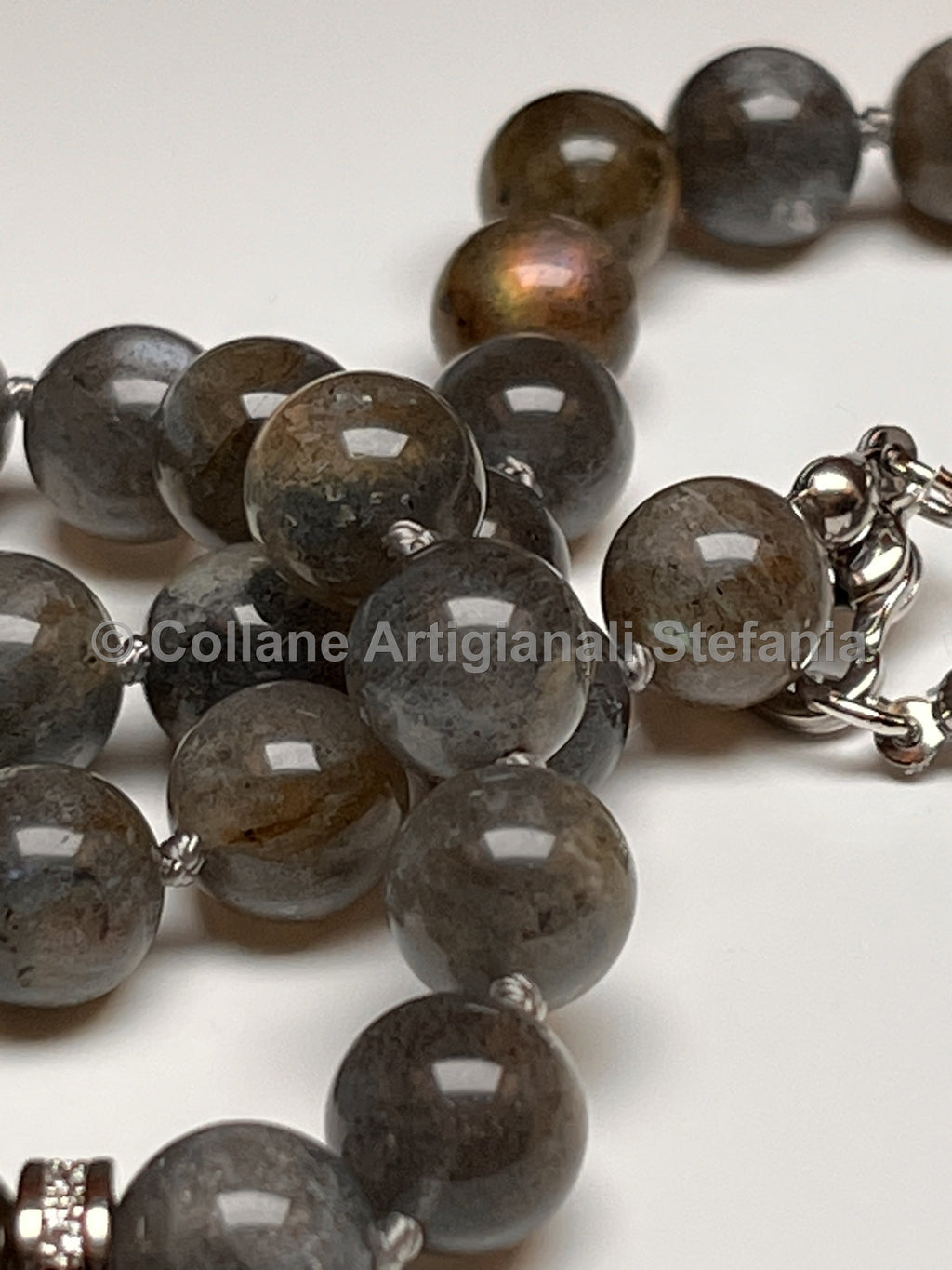 Collana con pietre dure di Pietra di Luna grigia