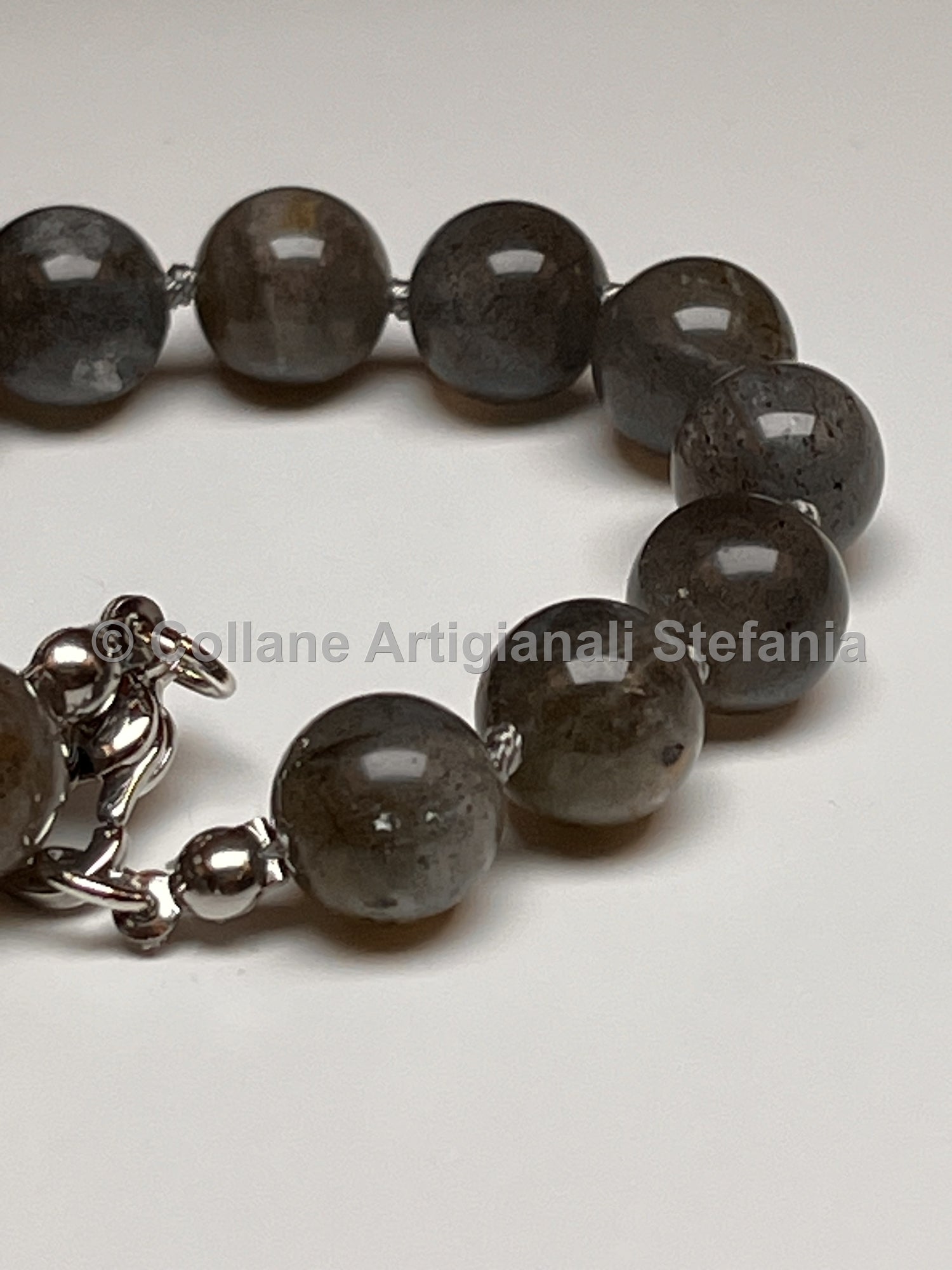 Collana con pietre dure di Pietra di Luna grigia