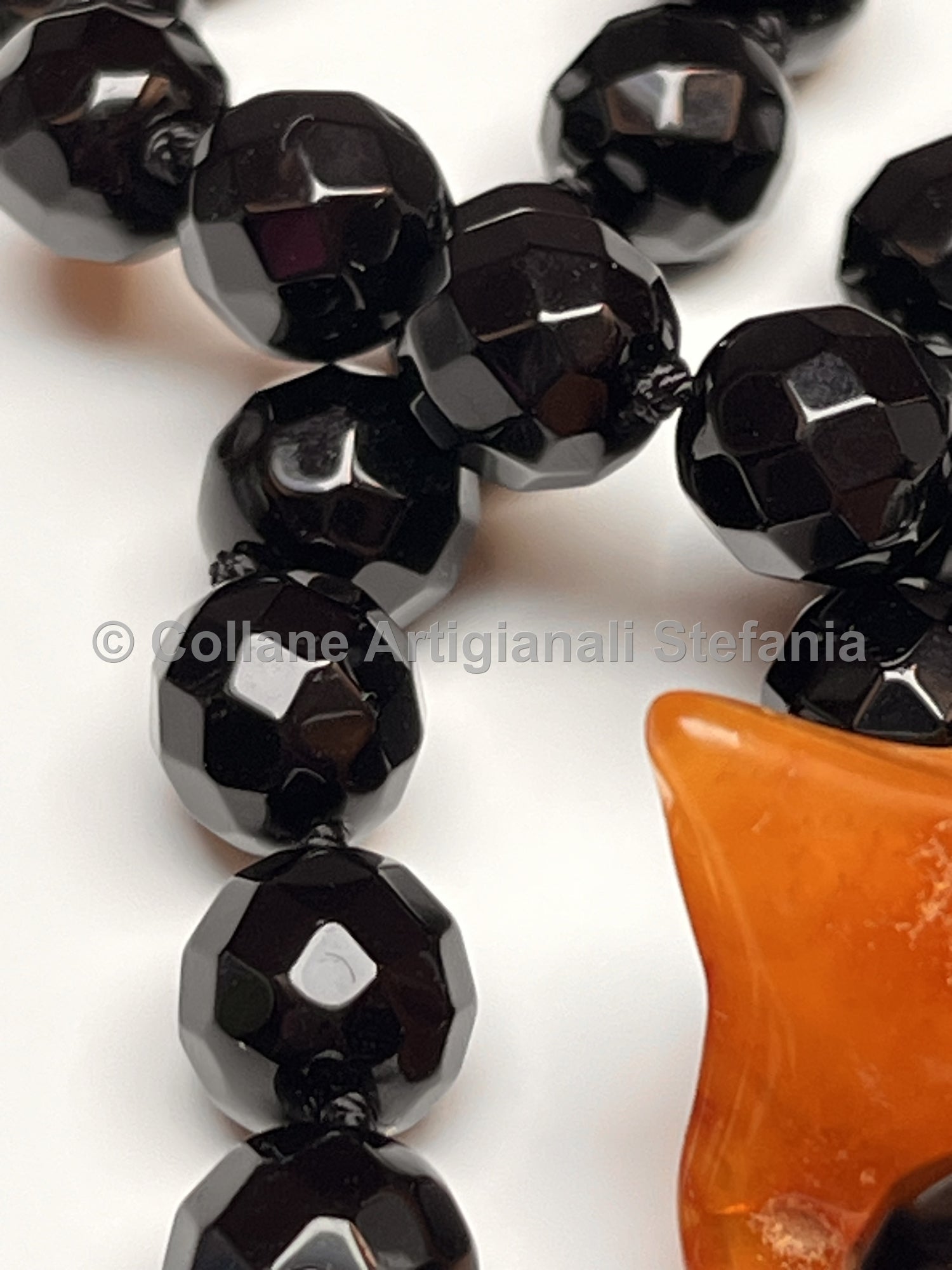Collana con pietre dure di Onice e Ambra