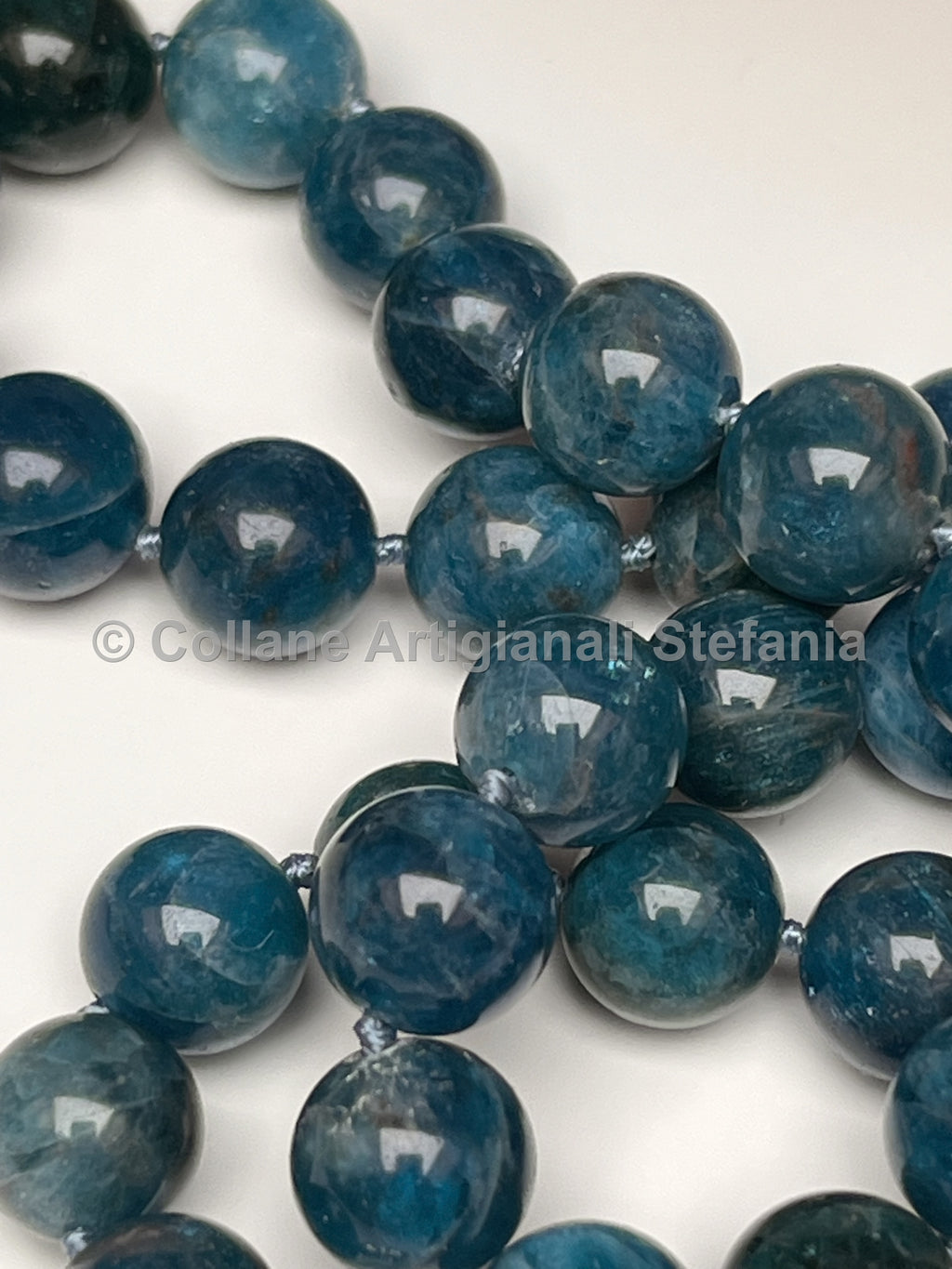 Collana con pietre dure di Apatite di alta qualità