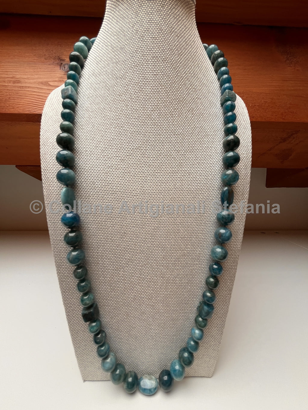 Collana con pietre dure di alta qualità di Apatite