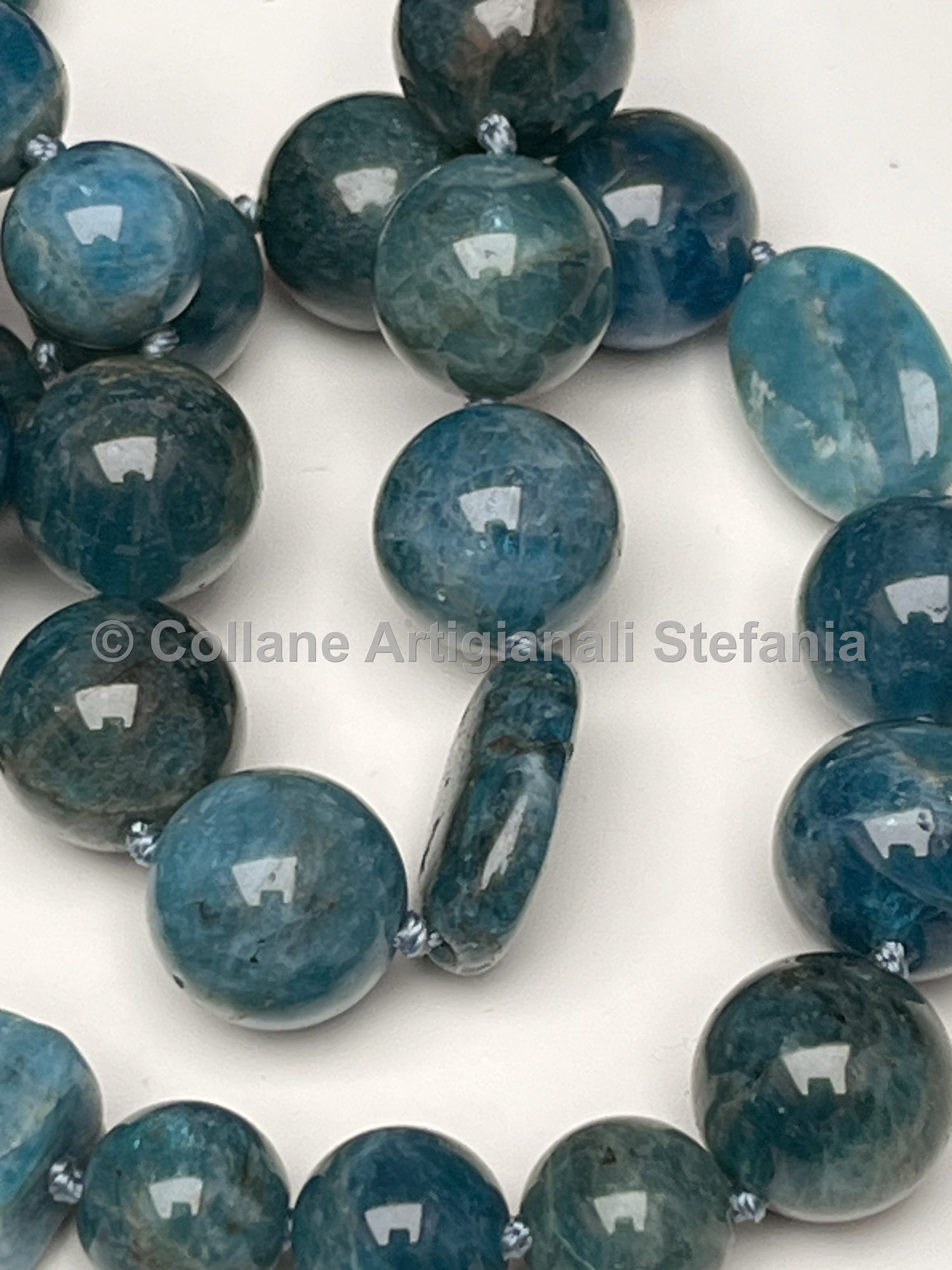 Collana con pietre dure di alta qualità di Apatite