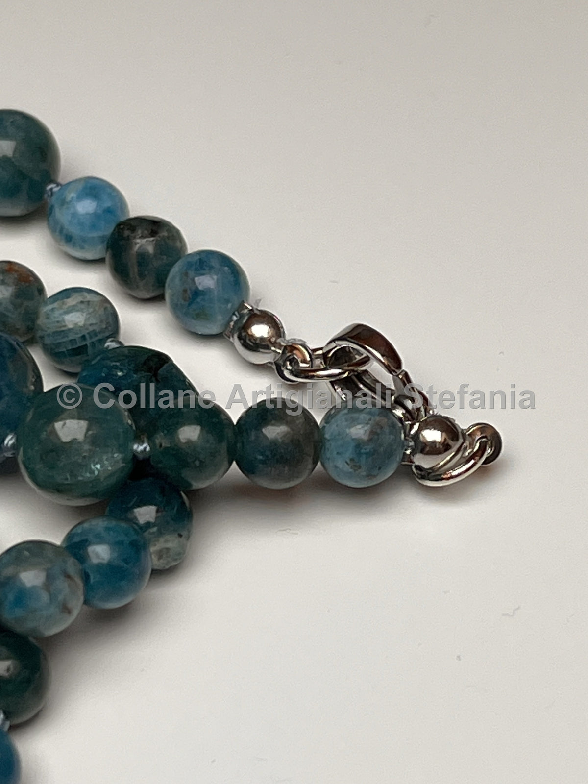 Collana con pietre dure di Apatite di alta qualità