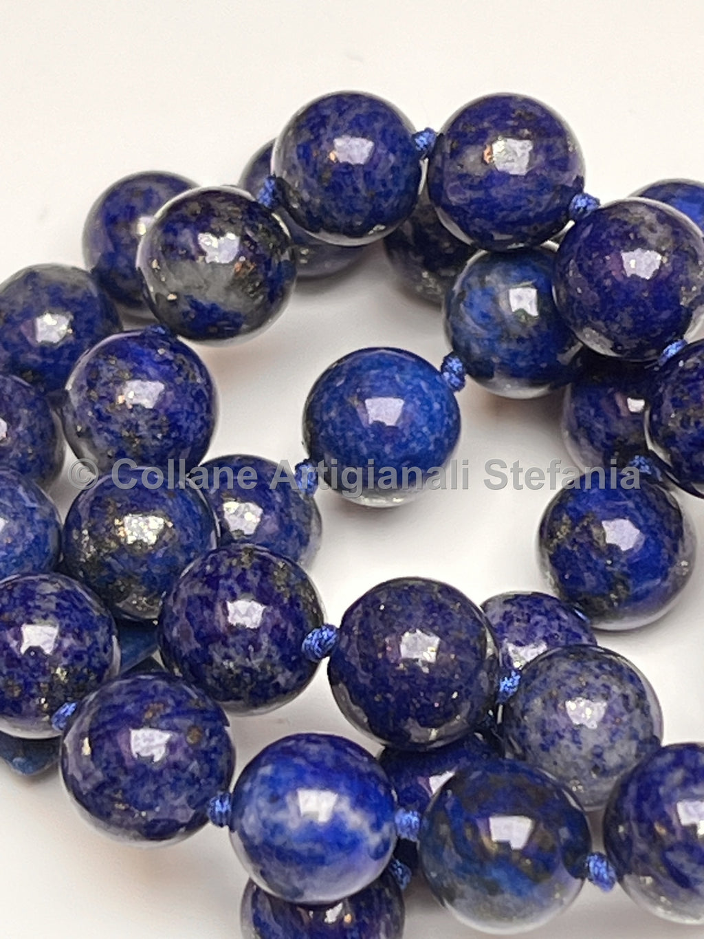 Collana con pietre dure di alta qualità di Lapislazzuli.