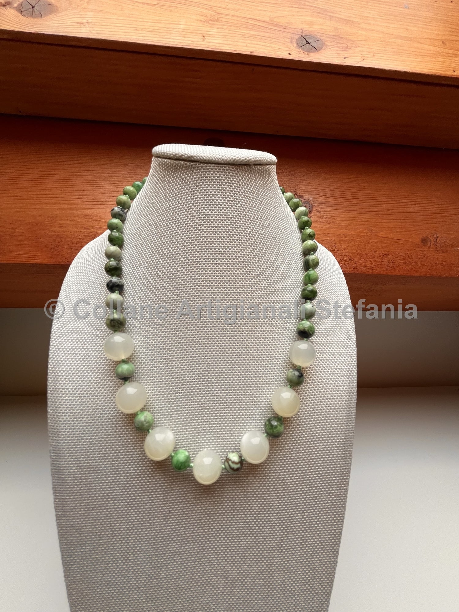 Collana artigianale con Variscite e Pietra di Luna di alta qualità