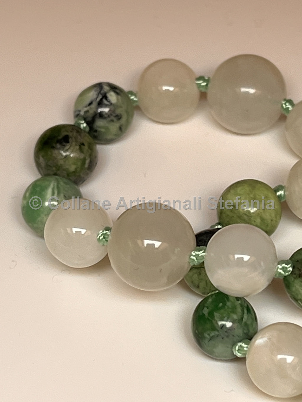 Collana artigianale con Variscite e Pietra di Luna di alta qualità.