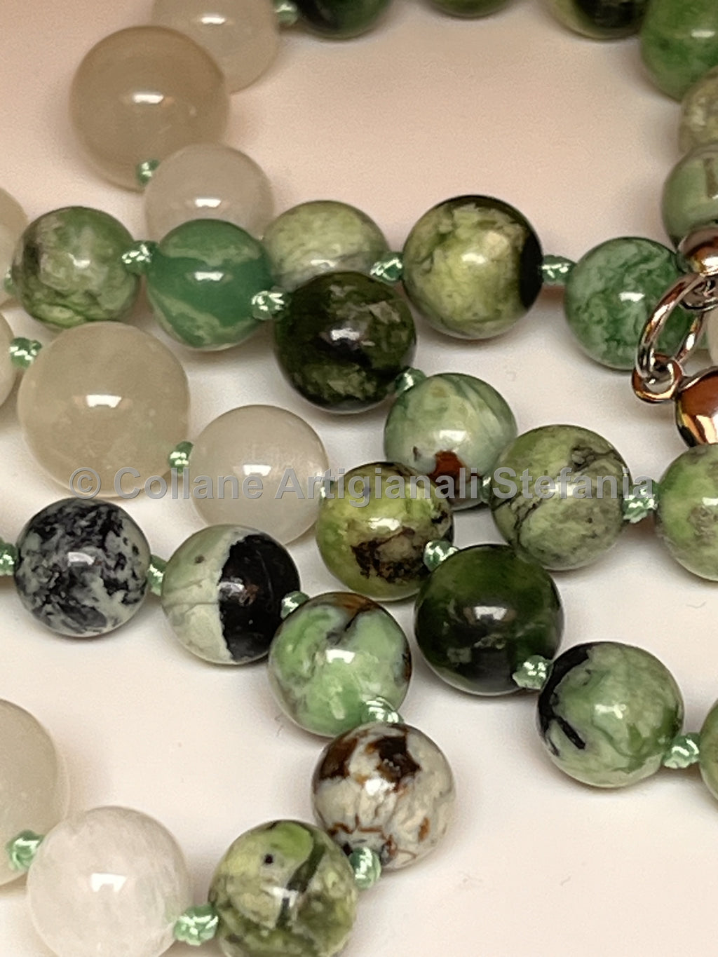 Collana artigianale con Variscite e Pietra di Luna di alta qualità.