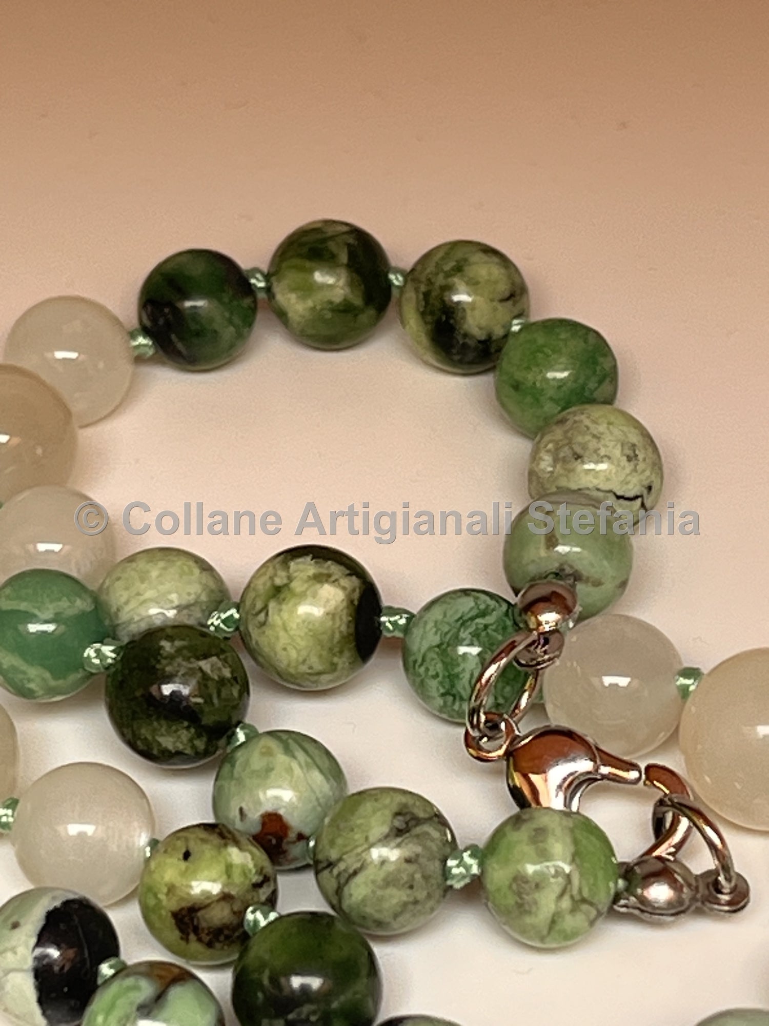Collana artigianale con Variscite e Pietra di Luna di alta qualità.
