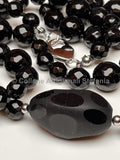 Collana lunga con Onice nero e Calcedonio bianco