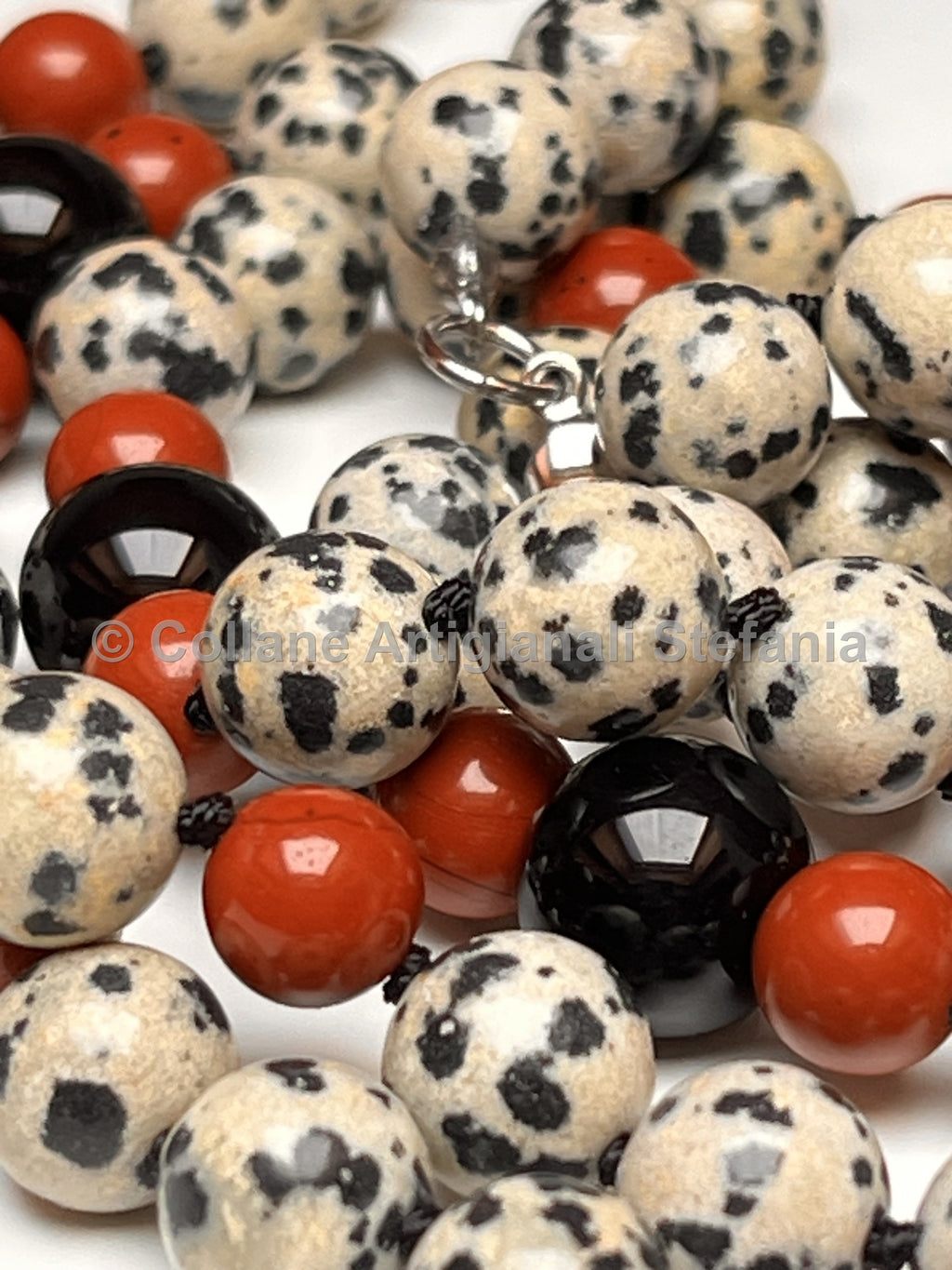 Collana con Diaspro Dalmata, Diaspro rosso e Onice nero