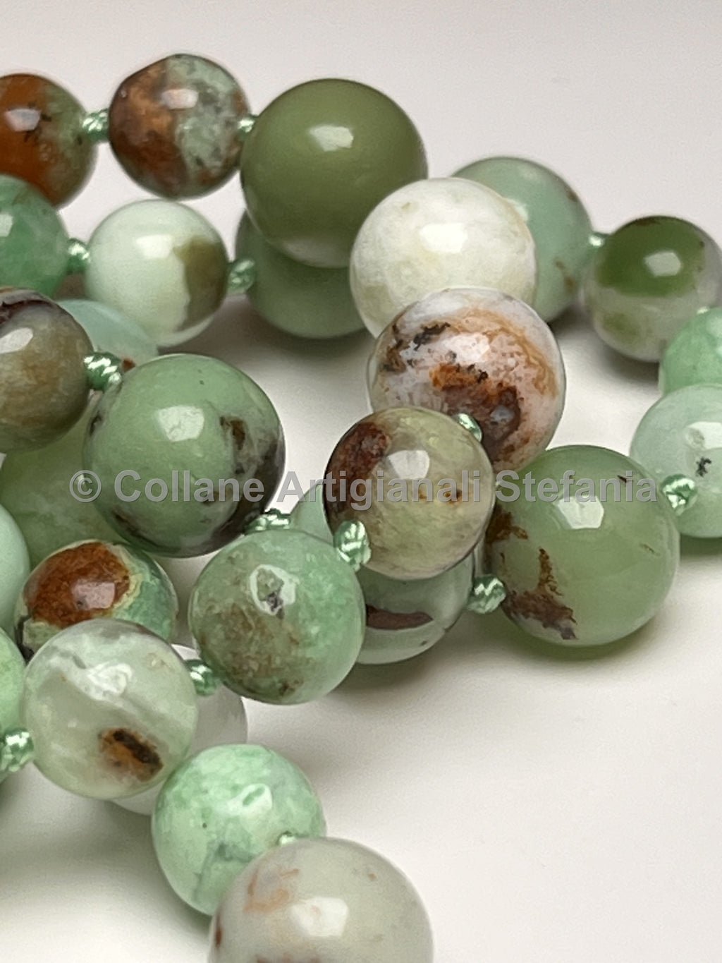 Collana artigianale in crisoprasio di ottima qualità, perle da 8 e 10 mm