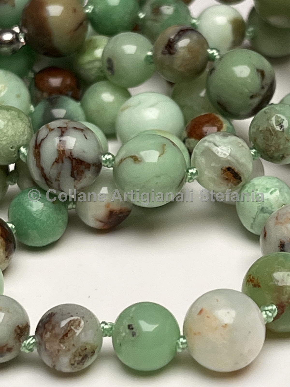 Collana artigianale in crisoprasio di ottima qualità, perle da 8 e 10 mm