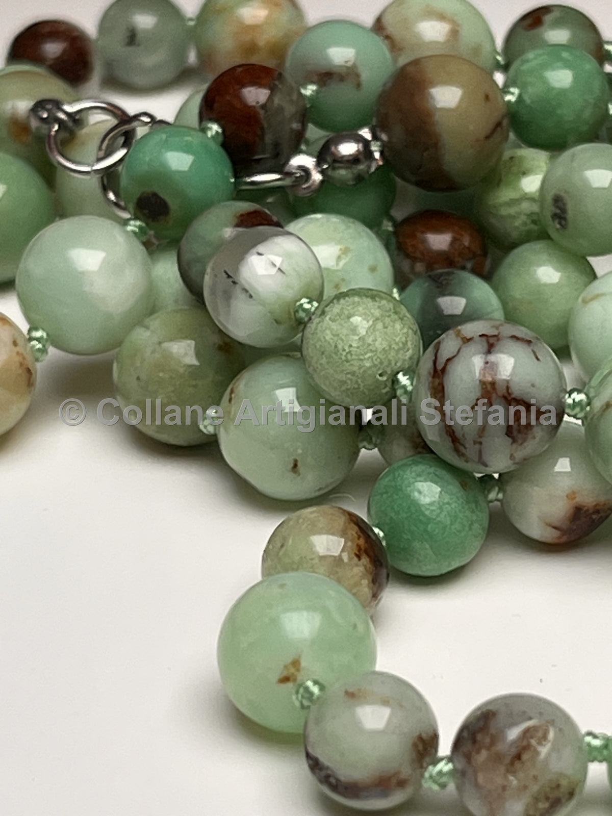 Collana artigianale in crisoprasio di ottima qualità, perle da 8 e 10 mm