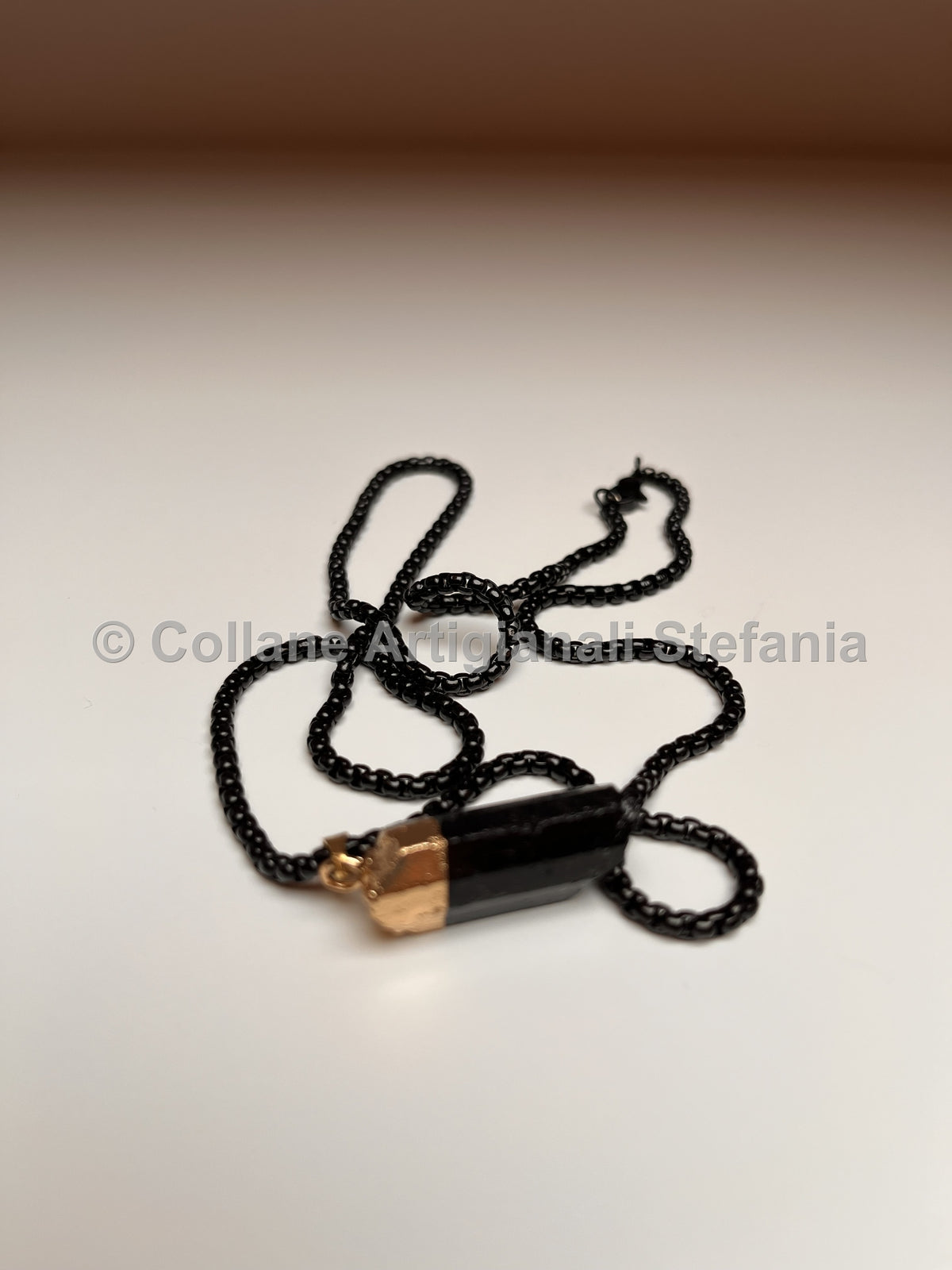 Collana con tormalina nera grezza e catenella da 60 cm