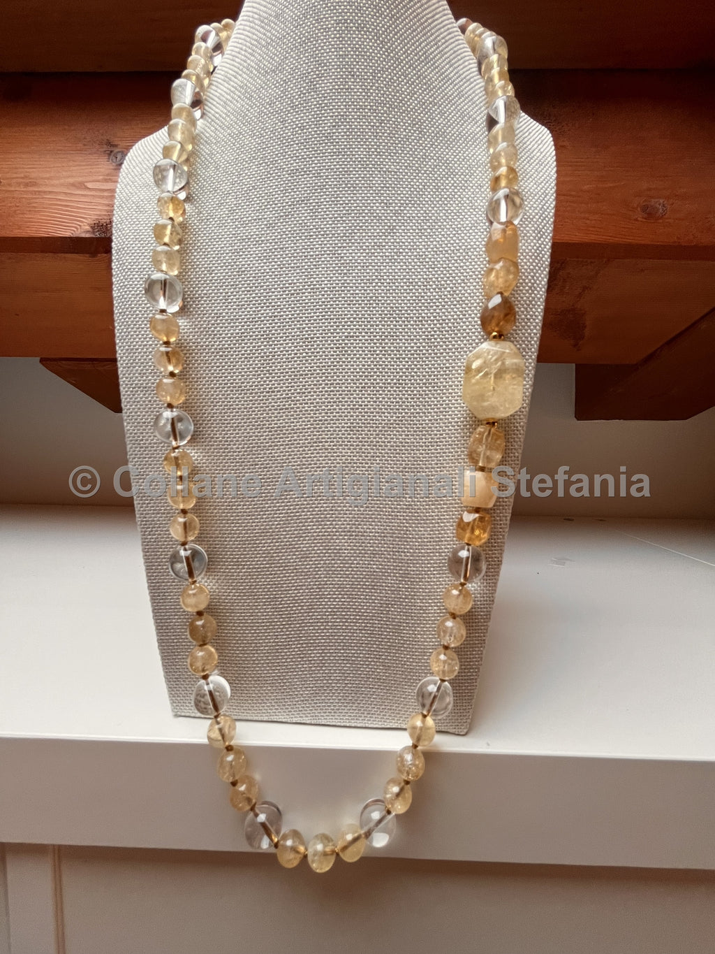 Collana lunga in quarzo citrino e quarzo ialino con dettagli laterali