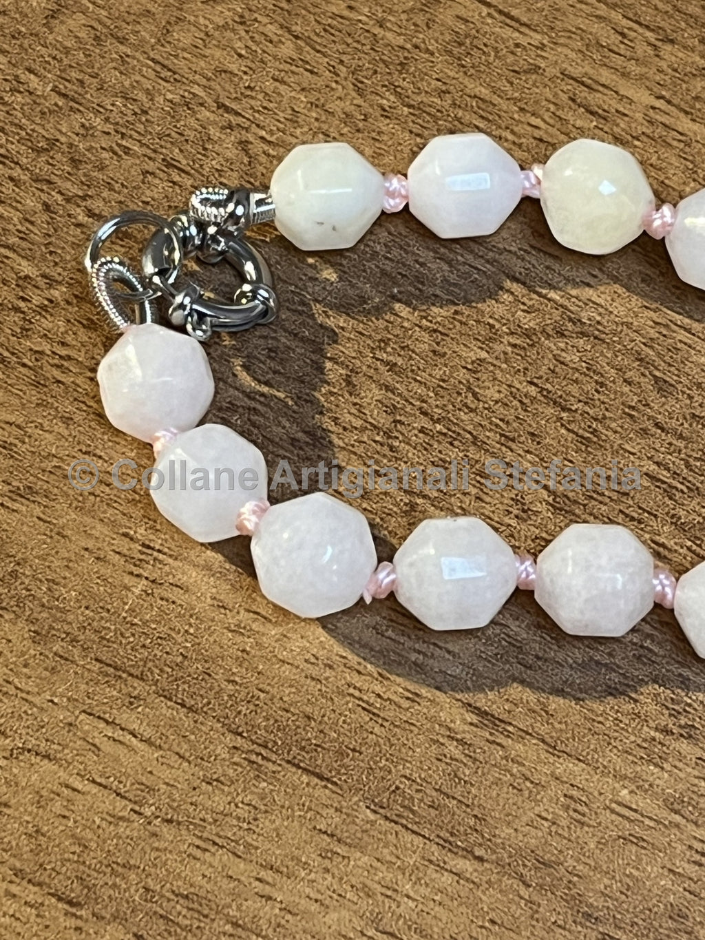Collana con pietre dure di Morganite di ottima qualità.