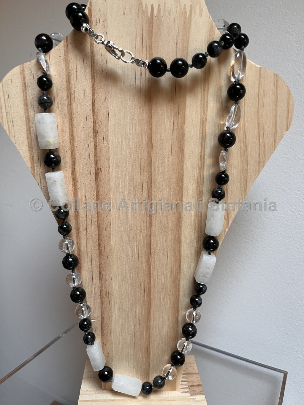 Collana con pietre dure di Astrofilite e Quarzo
