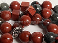 Collana con pietre dure di Diaspro rosso e sanguigno di qualità.